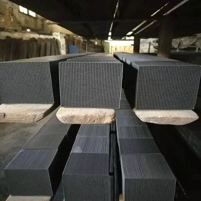 豪升講解怎么計算一立方蜂窩活性炭有多少噸