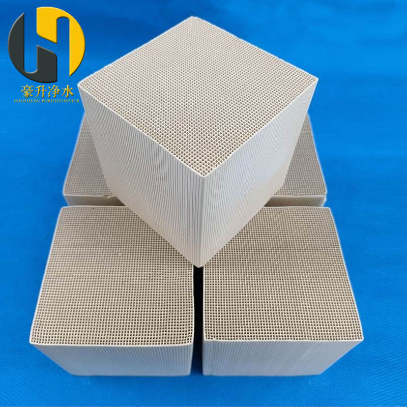 催化燃燒怎么計算疏水性蜂窩沸石分子篩填充量